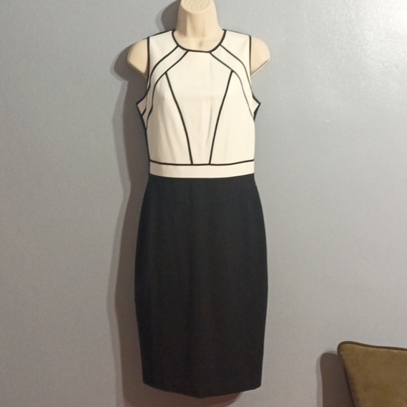 White House black market women's black & white dress - Picture 5 of 17